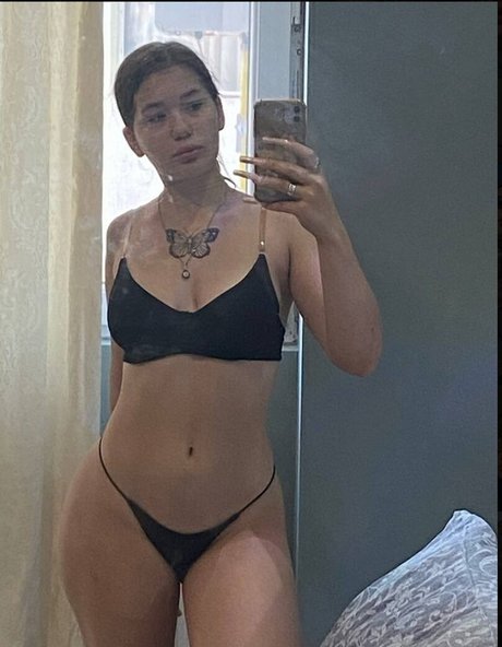 Kristina Durman pretty star gallery