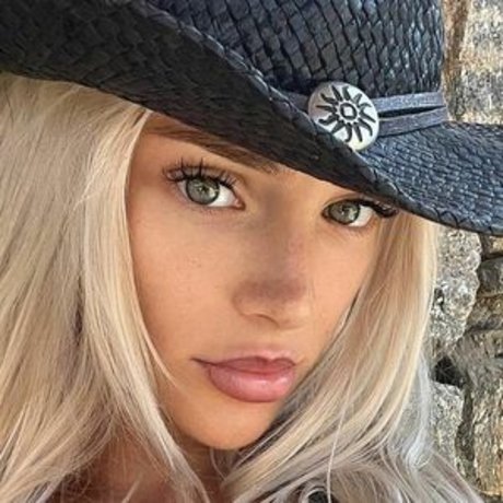 dianka yan pornstar perfect img