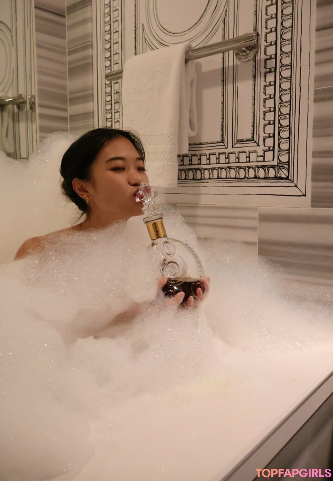 Nemsko star nudes pics