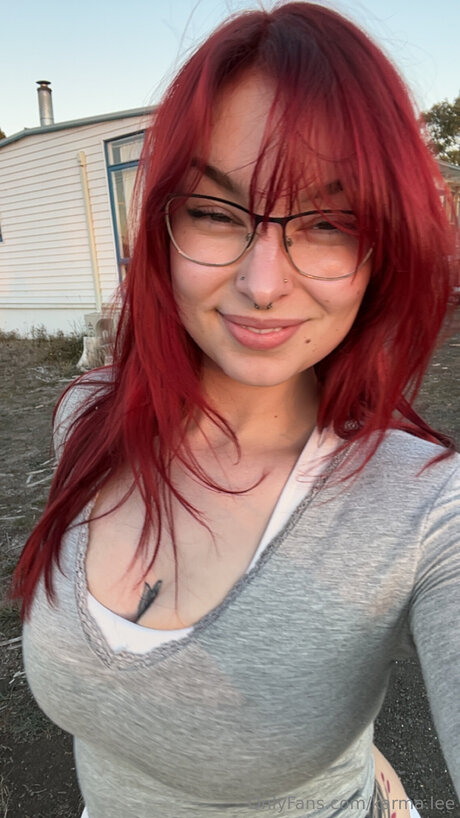 Karma Lee adult star image