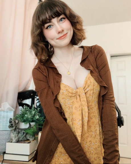 Mareesly adult actress photo