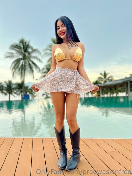 Praew Phatcharin sex pornstar image