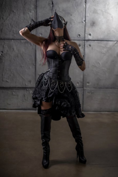 Kara Corvus top model picture