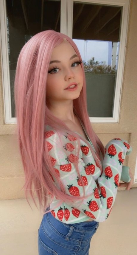 Strawbeariemilkk perfect actress pics