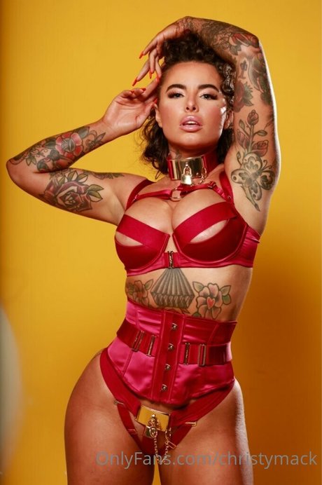 Christy Mack star top photos
