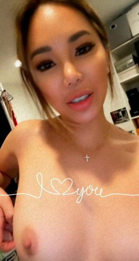 Anthia Mo hot actress pics