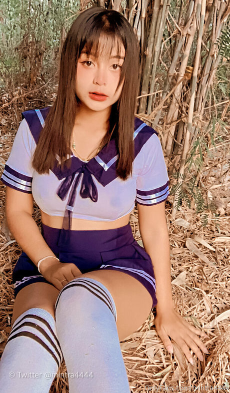 mintra4444 hot star image