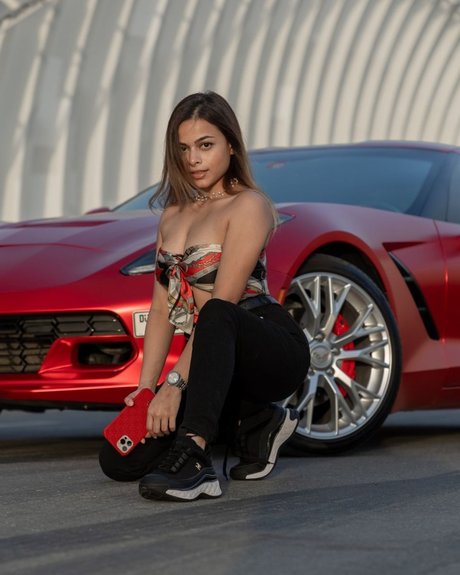 Ash S pornstar xxx img