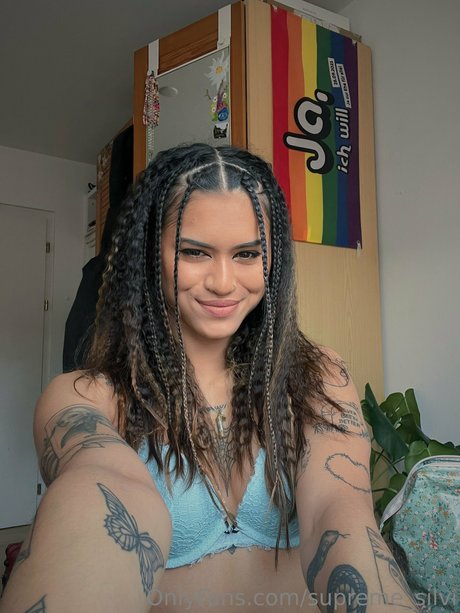 supreme silvi model naked galleries