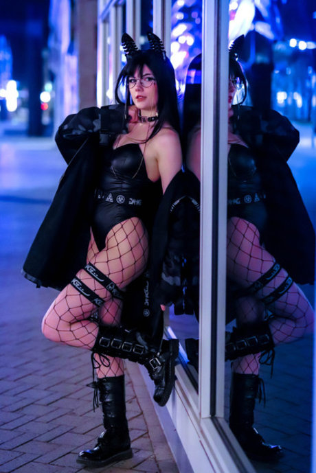 Meggii model pornographic image