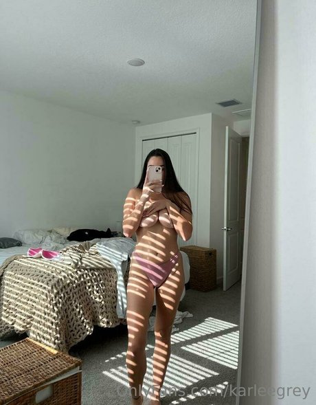 Karlee Grey model nude img