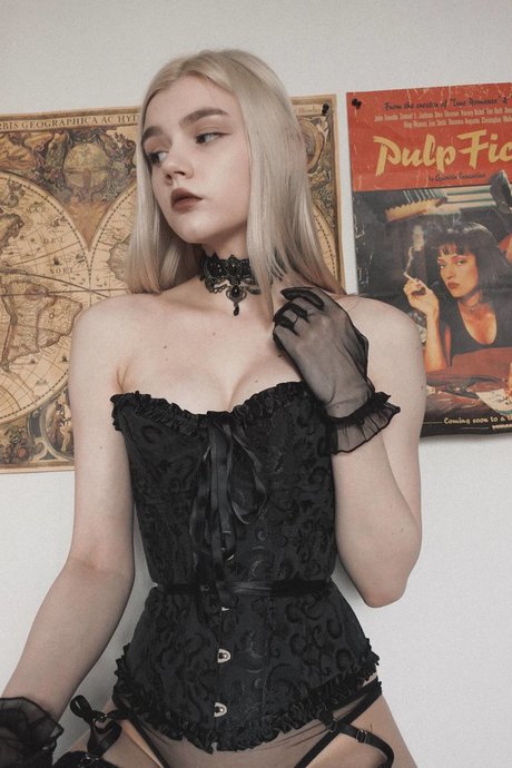 Allotropp hot model image