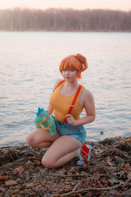 Okicospi model exclusive images