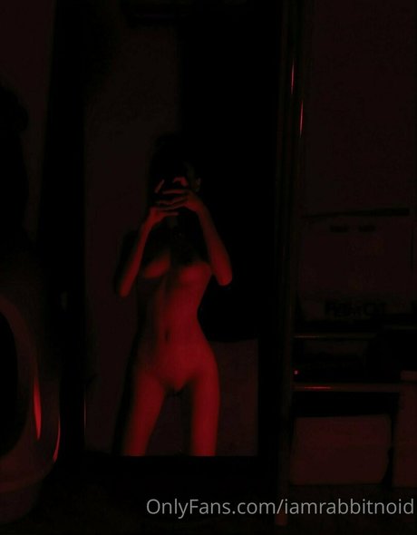 emiiziru pornstar nude archive