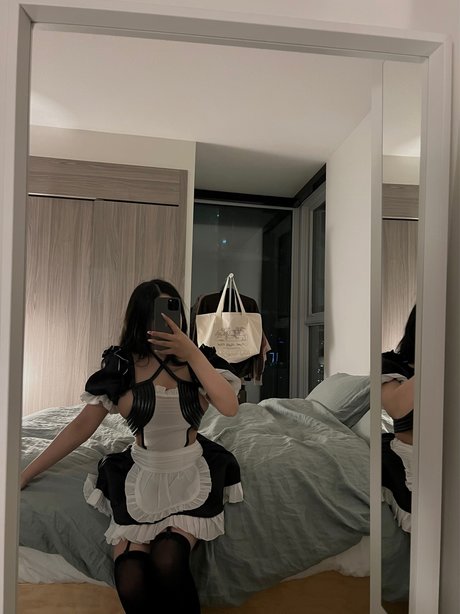 Yeonaxo naked actress pics