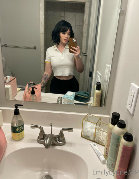 outside onlyfans adult picture