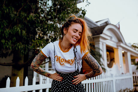 Alysha Nett naked star photo