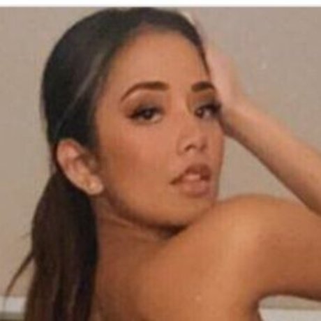 maggiedeejay model adult photo
