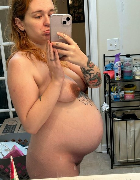 Check DMs model porn images