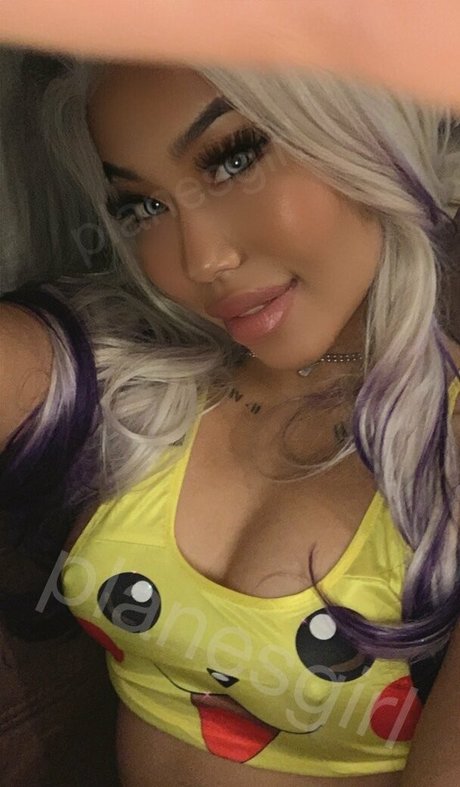 planesgirl hot model galleries