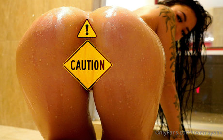 lovemayaax hot model galleries