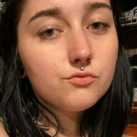 Dandelionbby pretty model photo