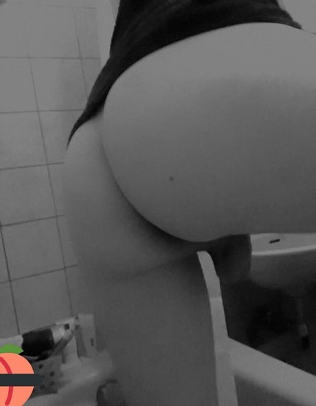 semdevonplus model erotic pics