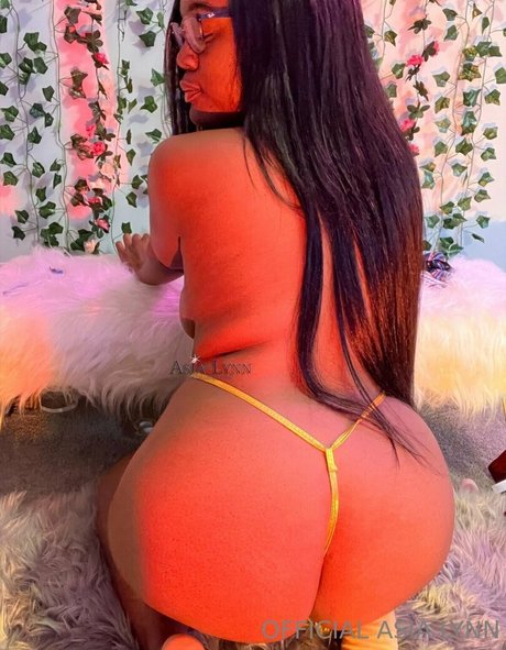 asialynnbby pornstar high quality gallery