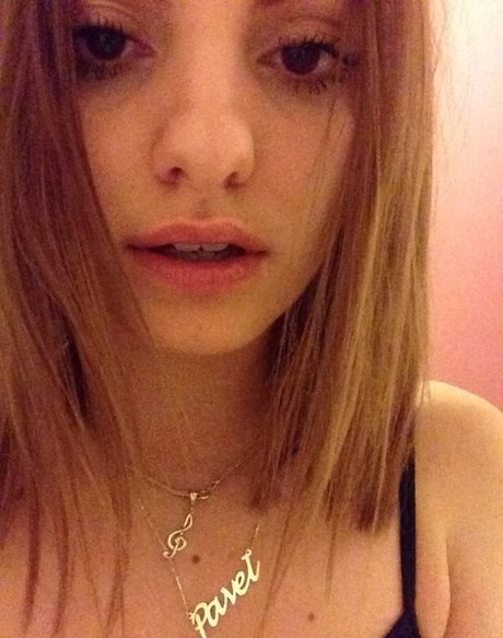 Alexandra Stan best star pic