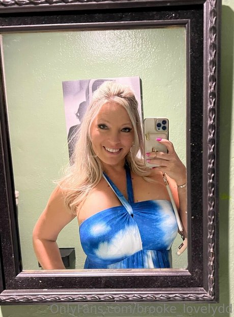 brooke lovelydd model nice photo