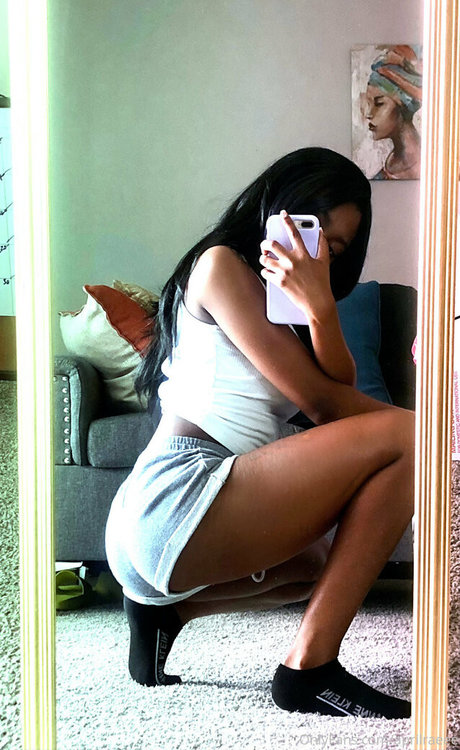 aprilraeee pornstar xxx pics