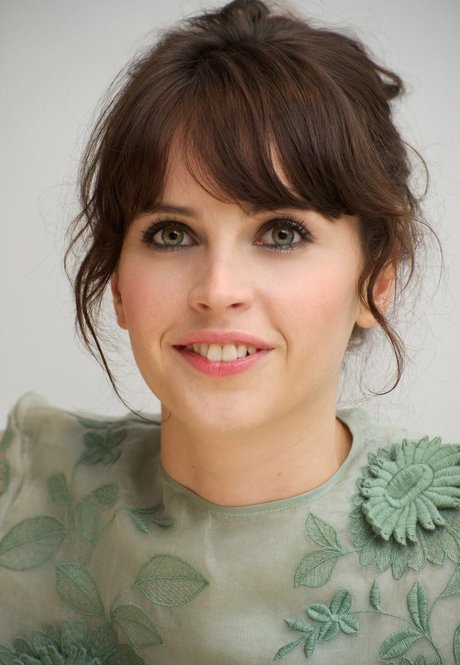 Felicity Jones star beautiful pic