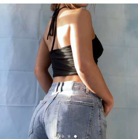 Maisie Smith pornstar art photo