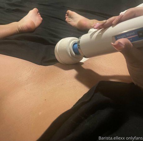 laurelemonique exclusive actress pic