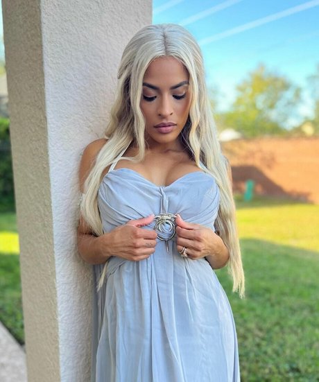 Zelina Vega top star photos