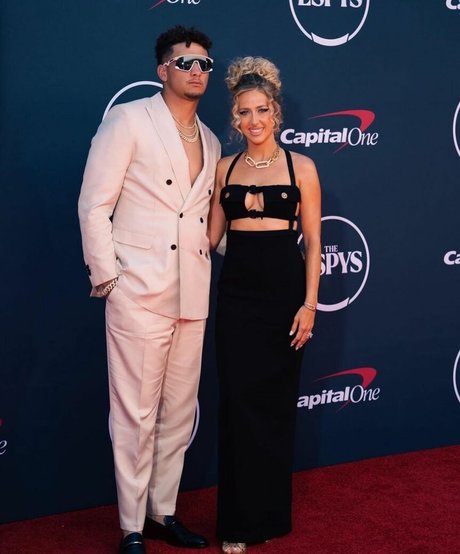 Brittany Lynne pretty model gallery