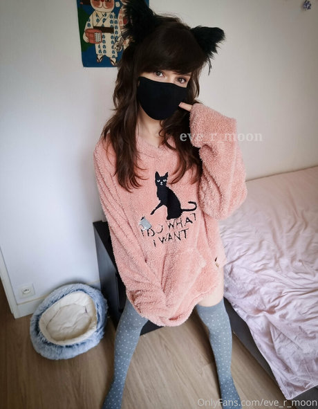 eve r moon top pornstar image