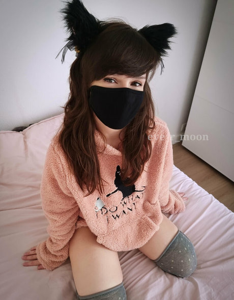 eve r moon adult star archive