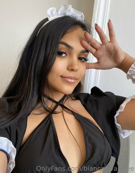 biancaswanfree naked star image