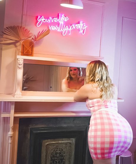mom solo onlyfans nudes gallery