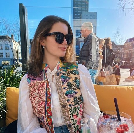 Benthe Ten Broek beautiful model pictures