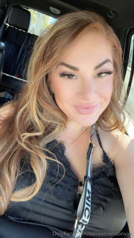 Dallasevansonxxx pornstar art picture