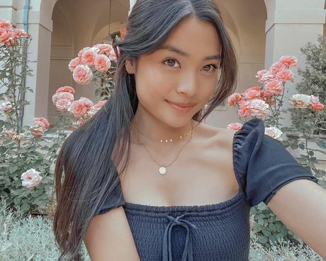 Ashley Liao naked actress pictures