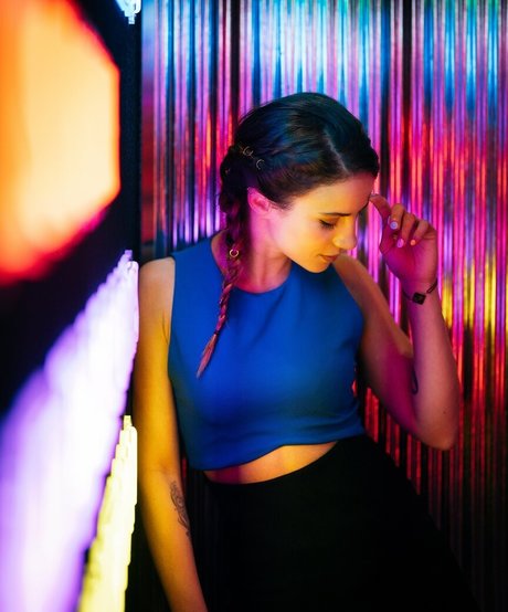 Laure Valee nice star photos