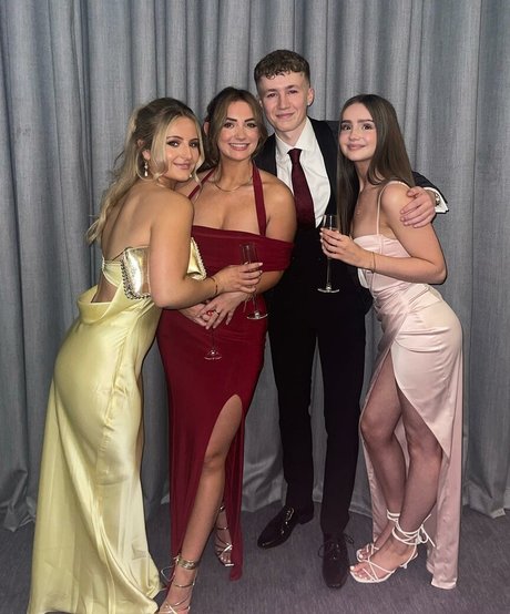 Rosie Bentham star pornographic images