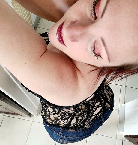 Darkmoonsubmiss naked model gallery