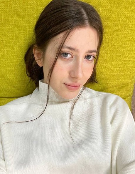 miareeed star pornographic pictures