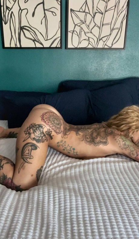 Suburban Gypsy pornographic star images