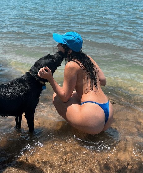 Strawbitty high quality model archive