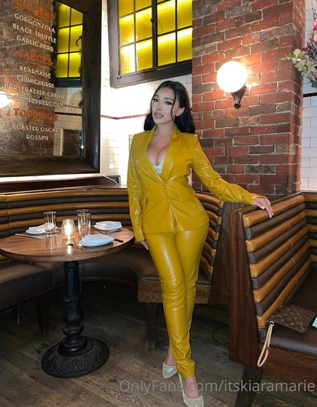 itskiaramarie model sexy pictures